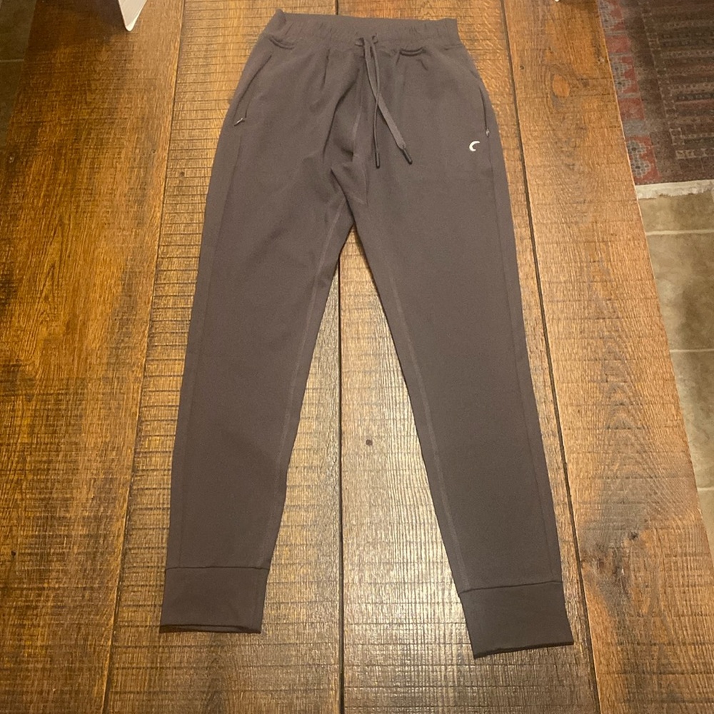 ZYIA ACTIVE Joggers with Zip Pockets